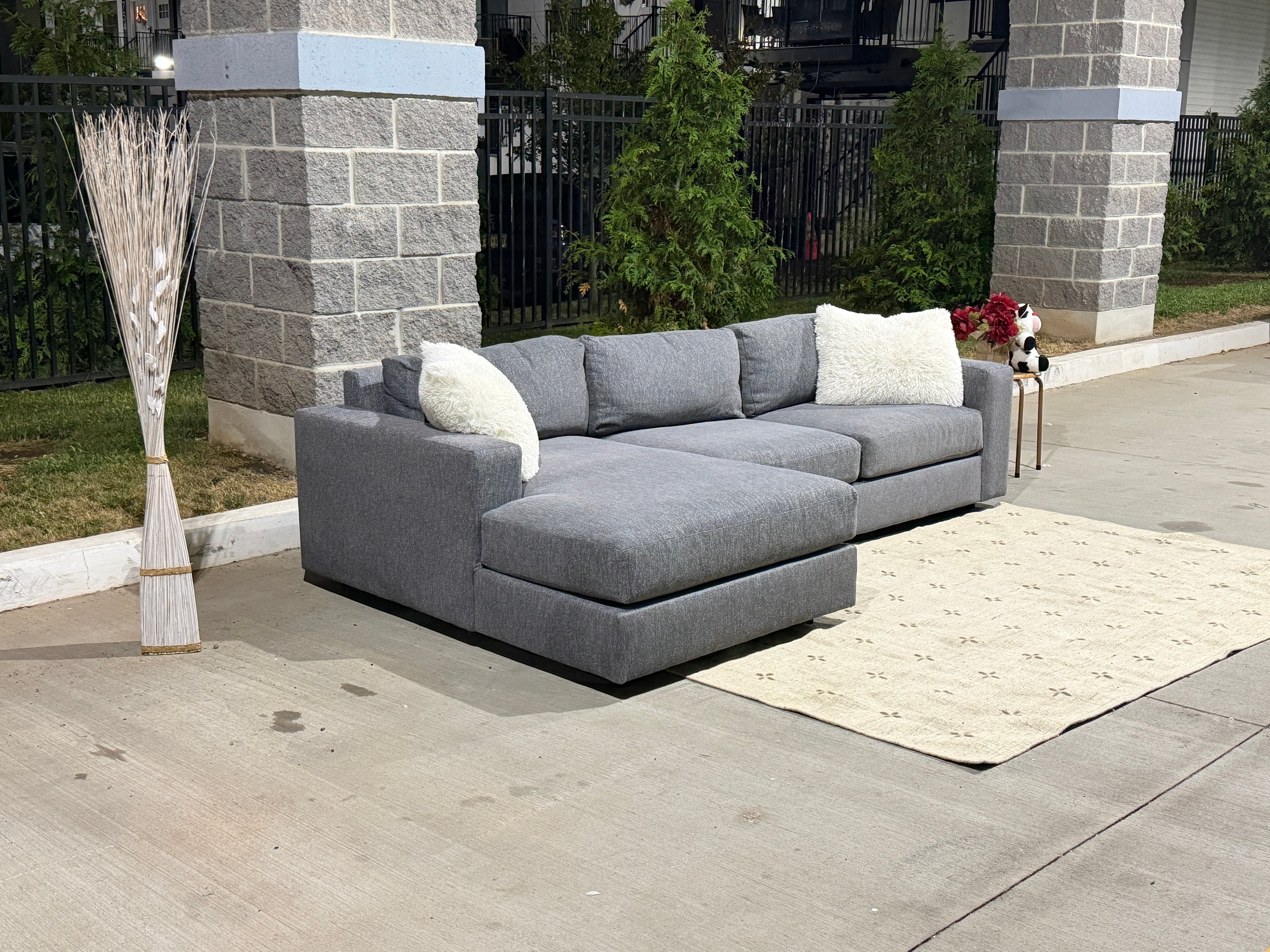 West elm urban 2pc sectional