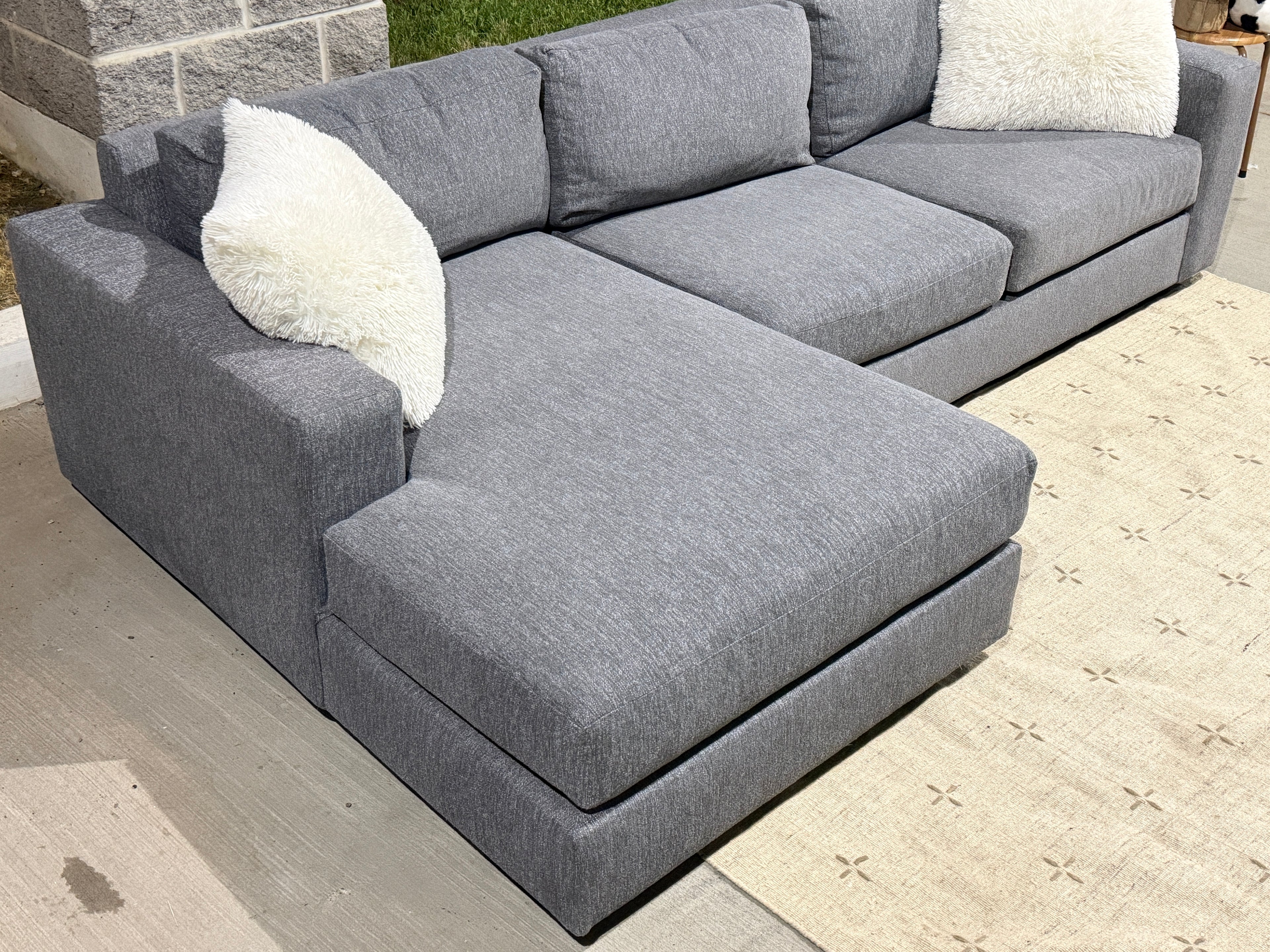 West elm urban 2pc sectional