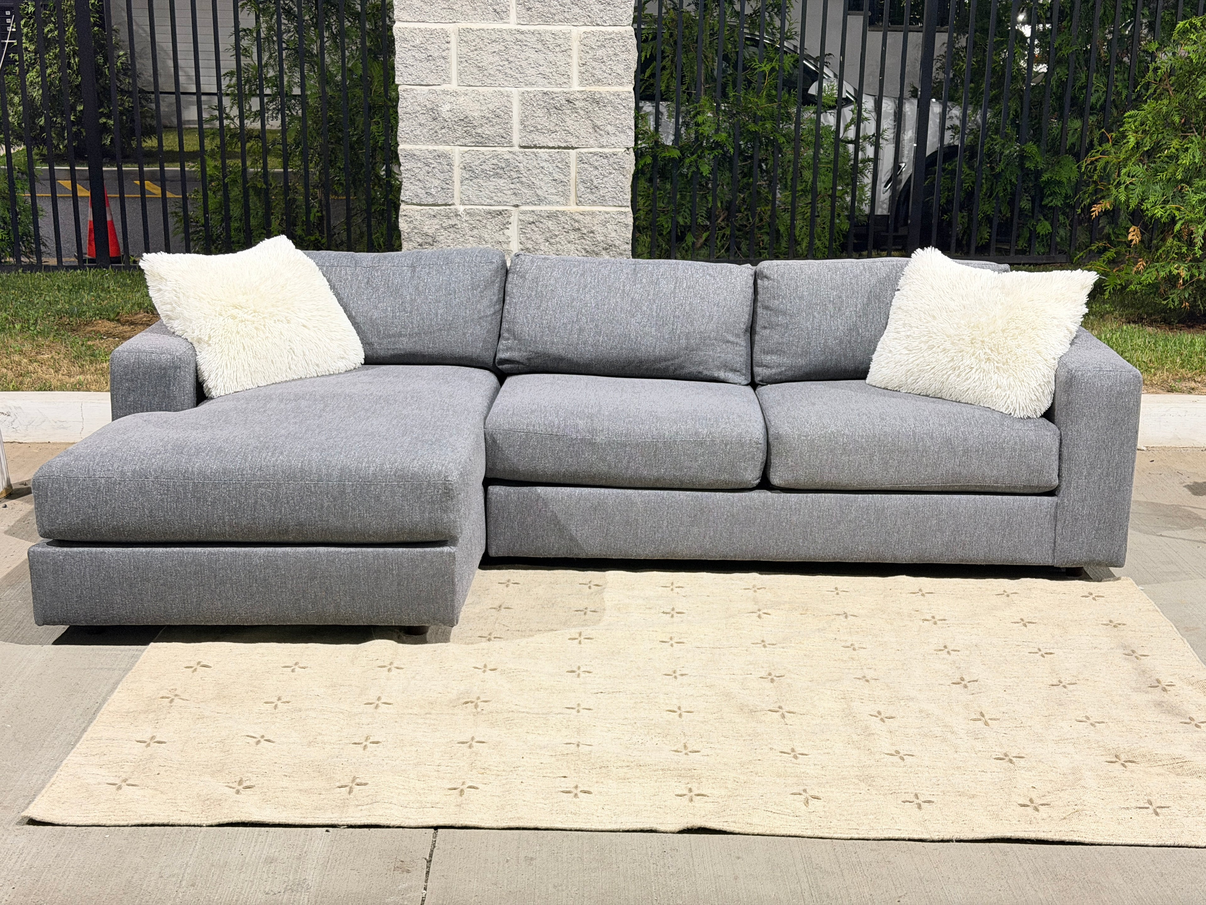 West elm urban 2pc sectional