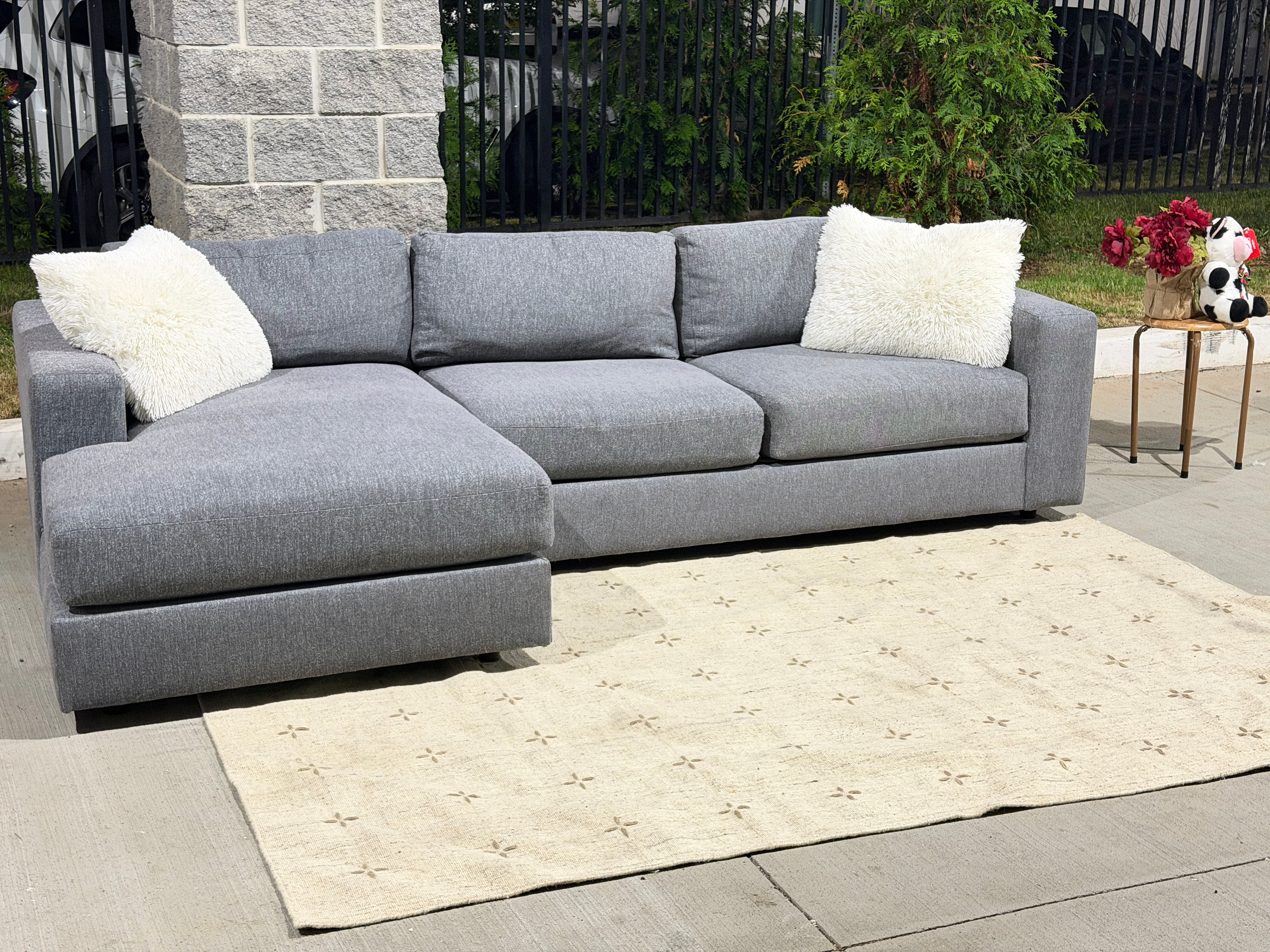 West elm urban 2pc sectional