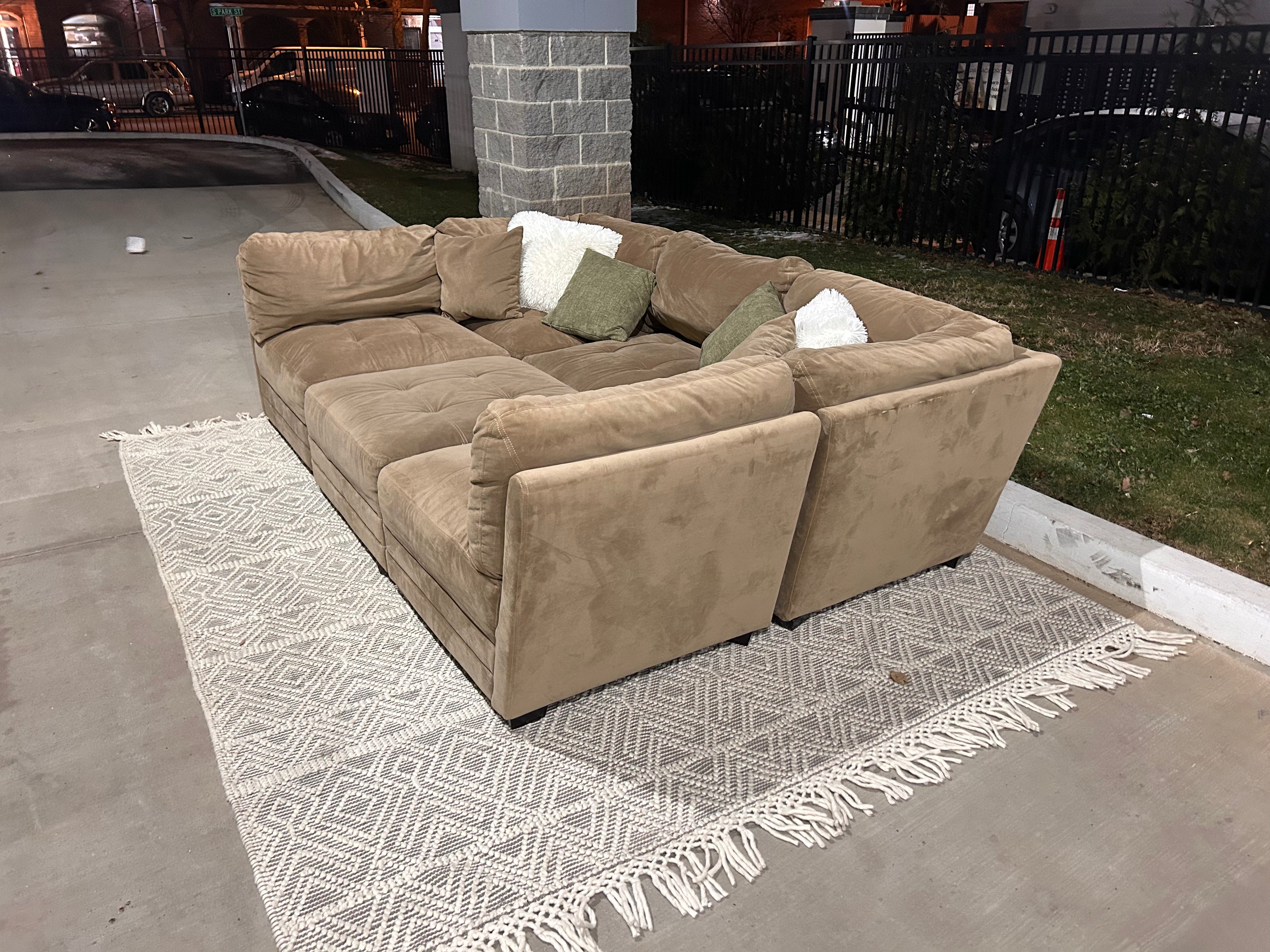Thomasville Tisdale Fabric Sectional with Storage Ottoman